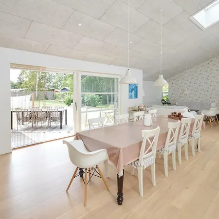 Awesome In Vaeggerlose W/ Wifi And 3 Bedrooms Casa vacanze Bøtø By